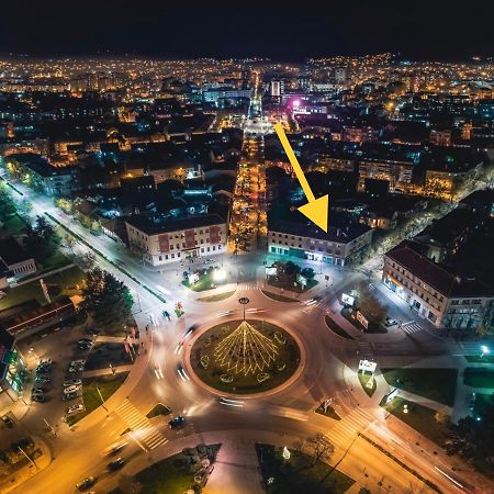Center Deluxe Studio Apartment Niksic ภายนอก รูปภาพ